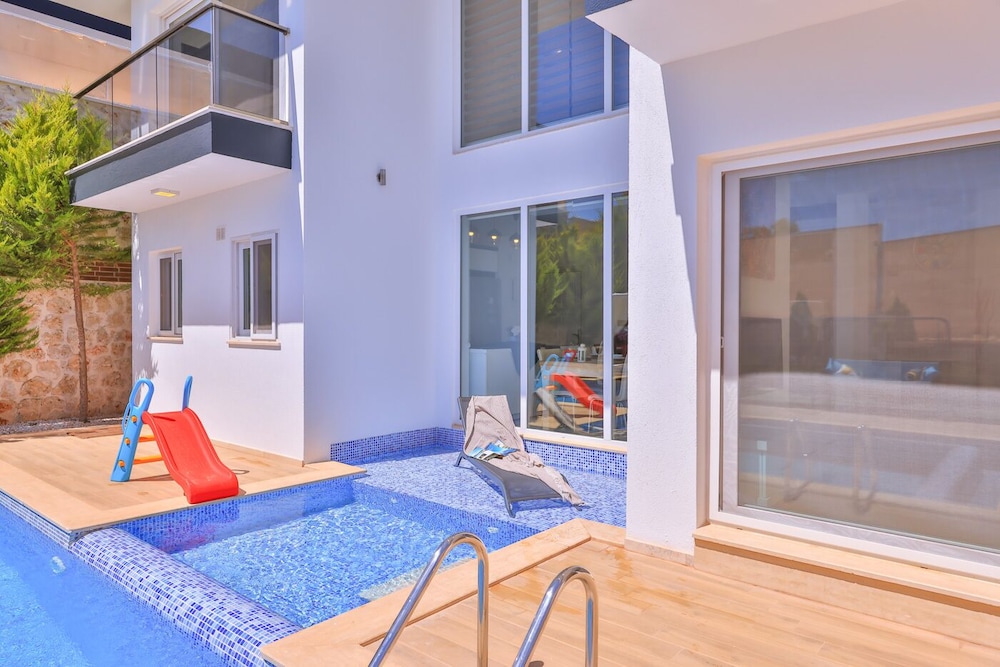Nergiz Villas