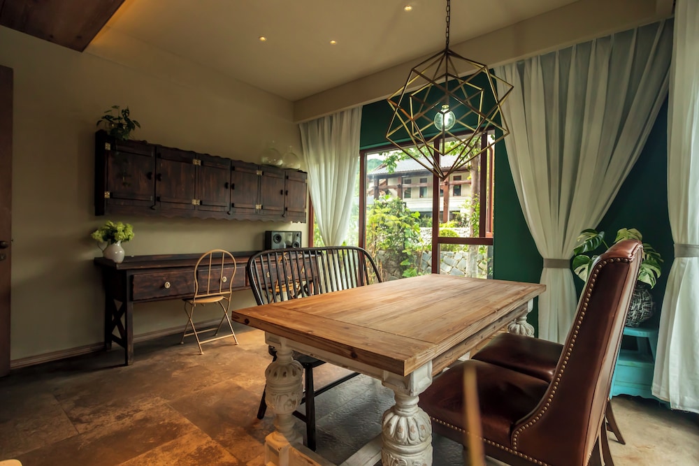 Jingdezhen Homestay Outside the Window