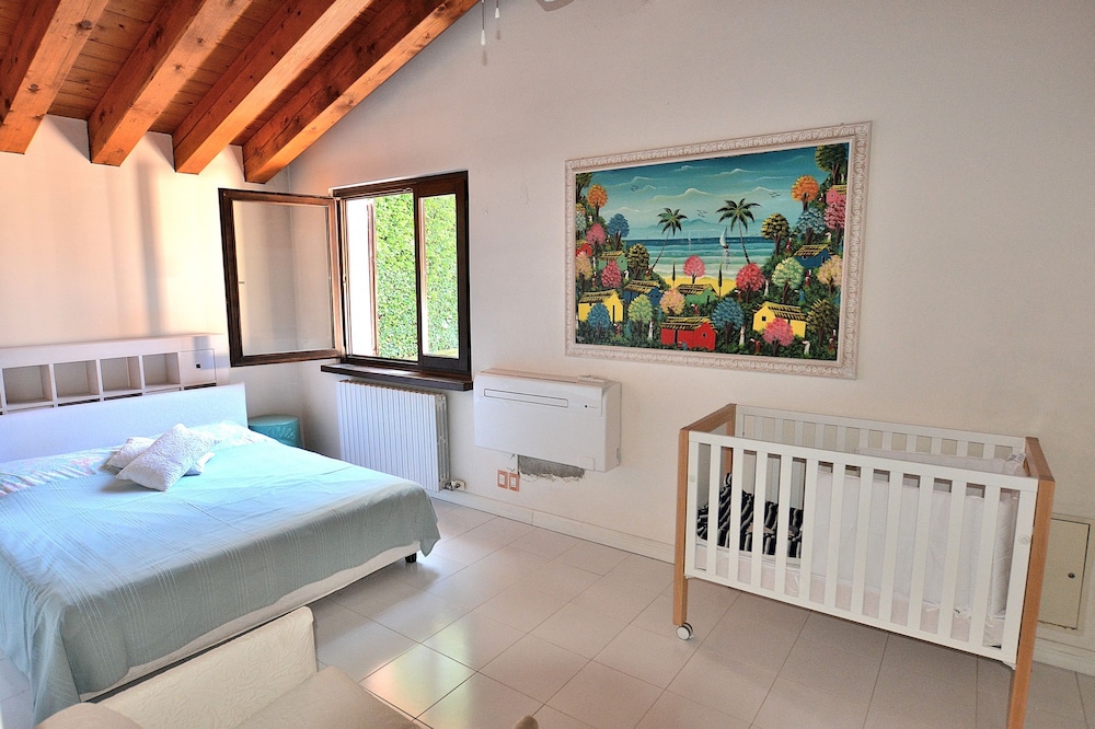 Villa Dismero With Pool view 5