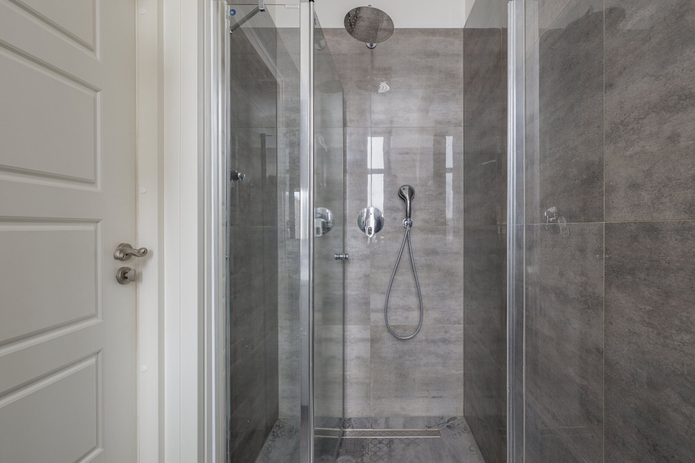 Luxury Apartment in Szczecin by Renters