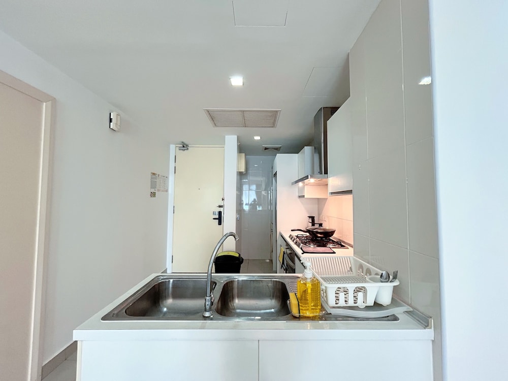Solaris Dutamas by Manhattan Group