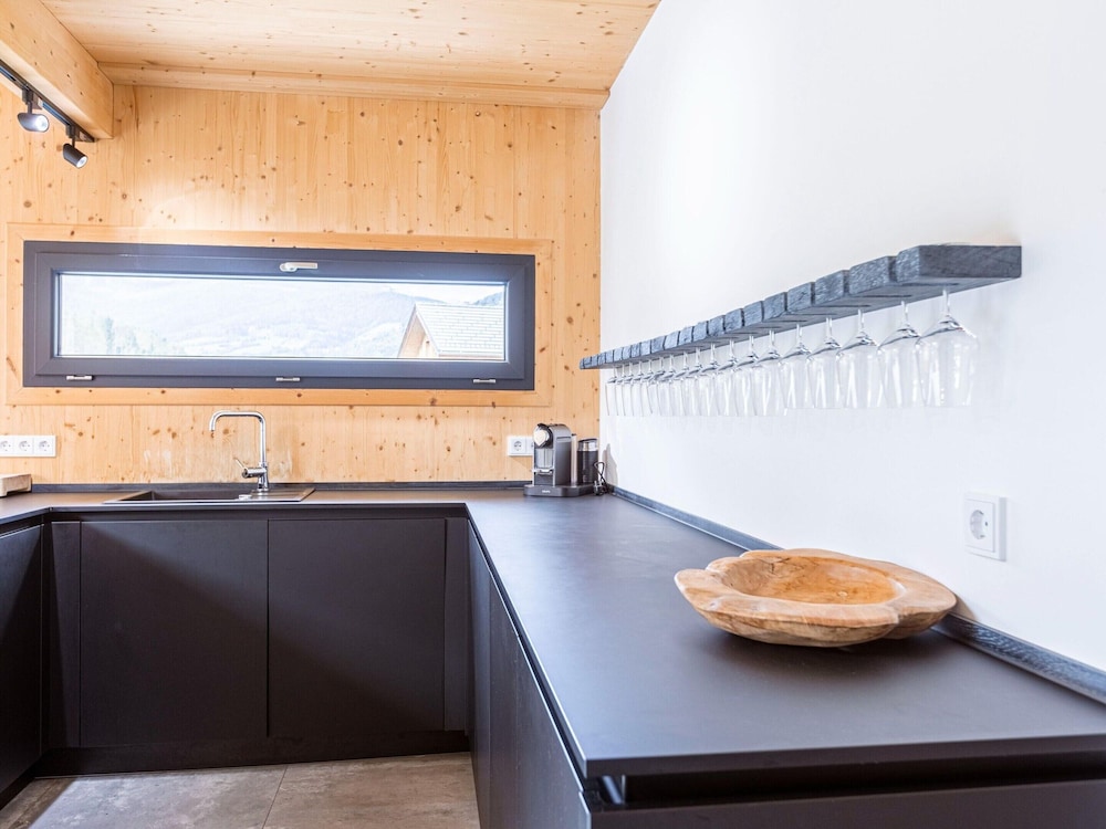 Welcoming Chalet With Whirlpool