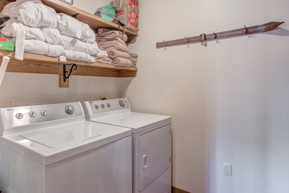 WestWall Lodge - Property Image 160