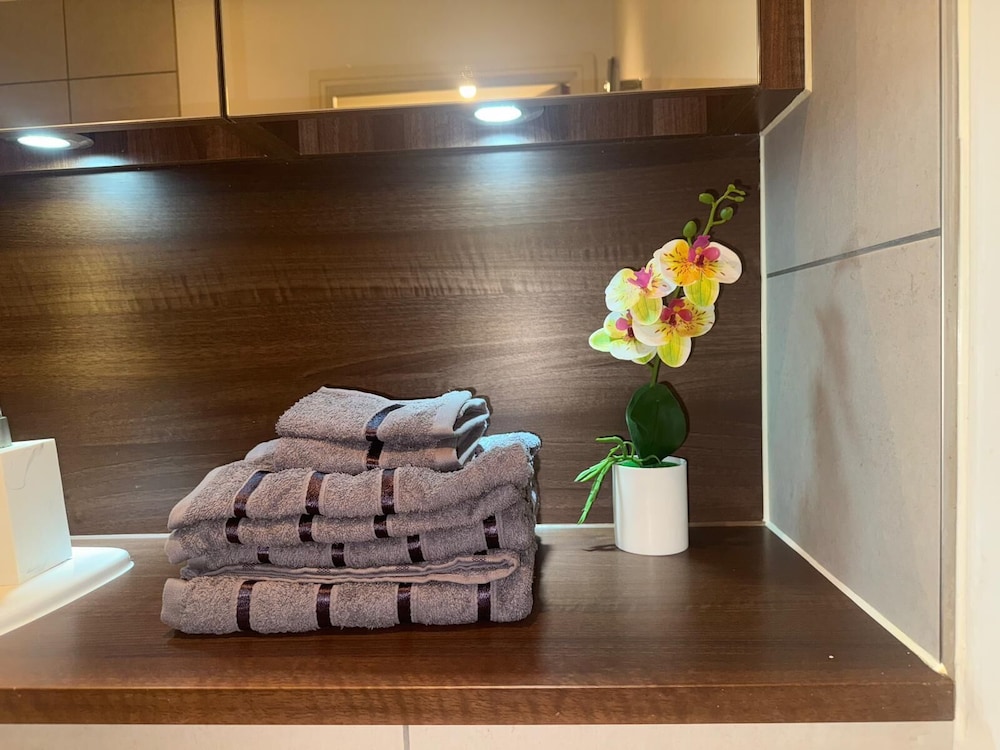 MANDARA PLACE
