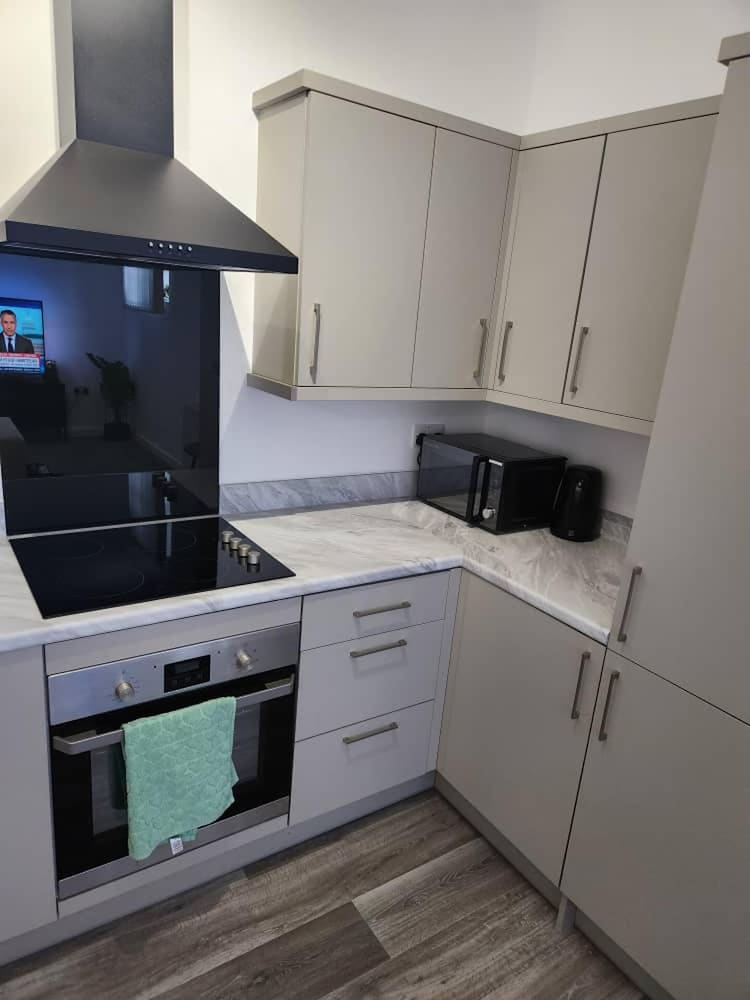 Home Away From Home in Burton on Trent view 4