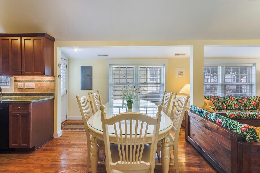 Delaware Avenue 34B