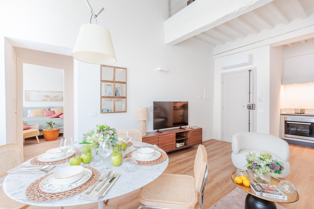 Letizia Penthouse in Lucca