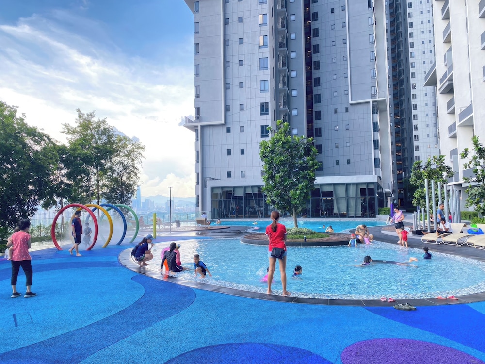 Nidoz Residences Luxury Apartments