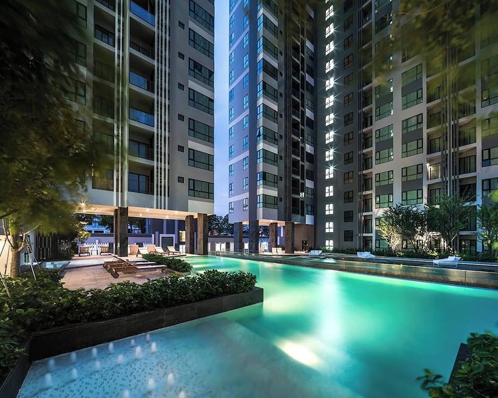 Pattaya Central - Great Location