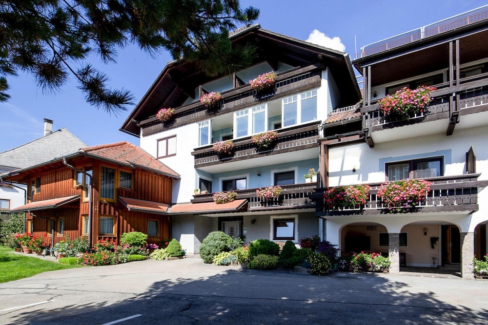 Apartment in St. Georgen Near Kreischberg