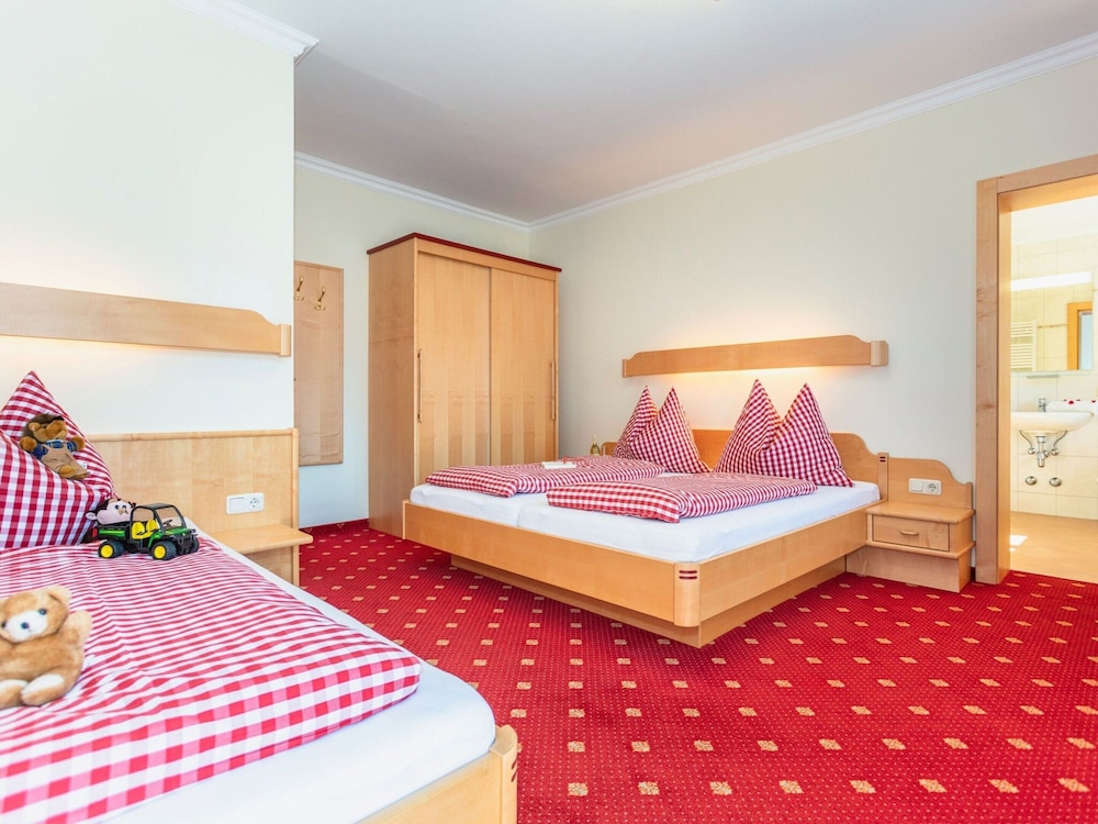 Holiday Home in Saalbach Near the Gondola Lift