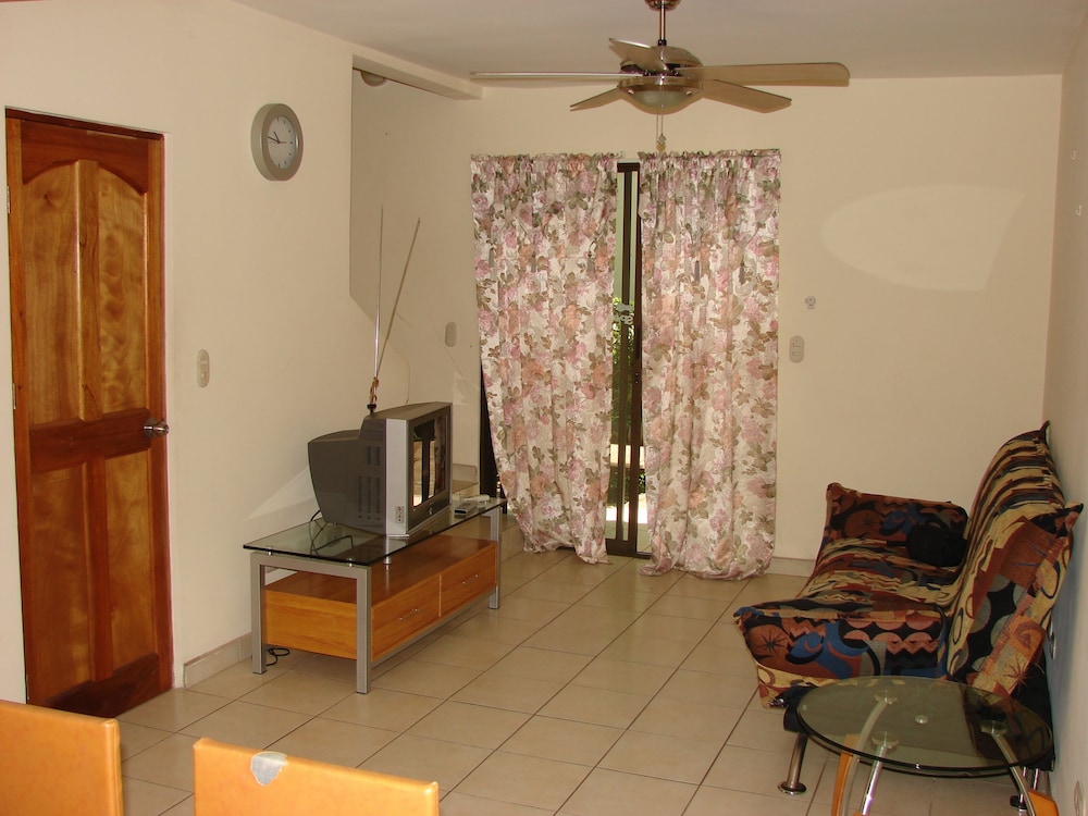 Villa Riviera