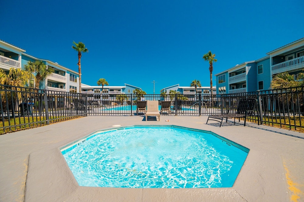 Sea Oats 105h 3 Bedroom Condo