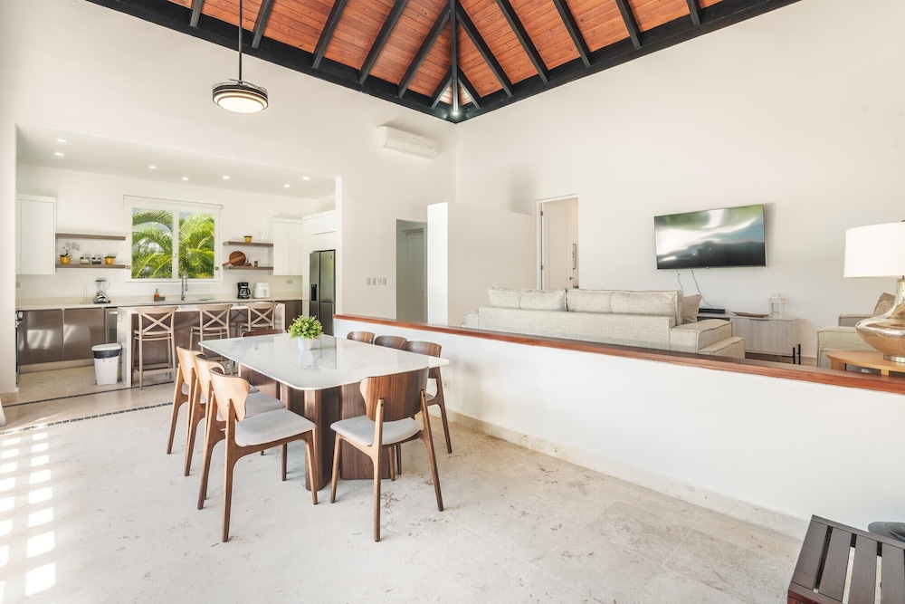 Amazing Villa With Private Patio bbq in Cap Cana