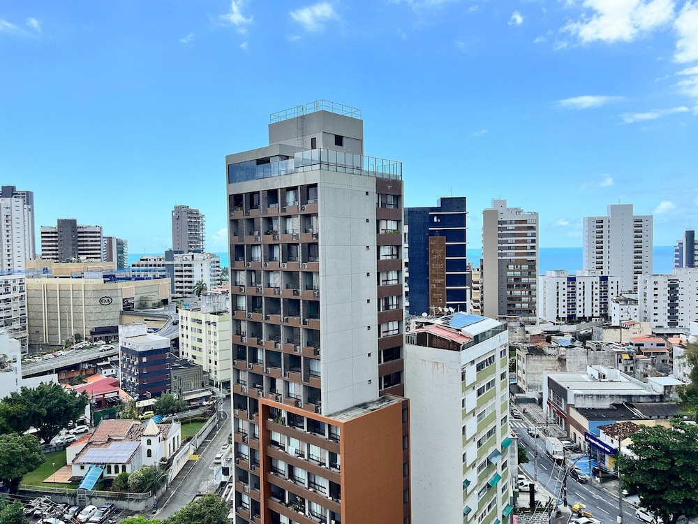 Modern and Fully Equipped Apartments 500m From Barra Beach in Salvador ZBN