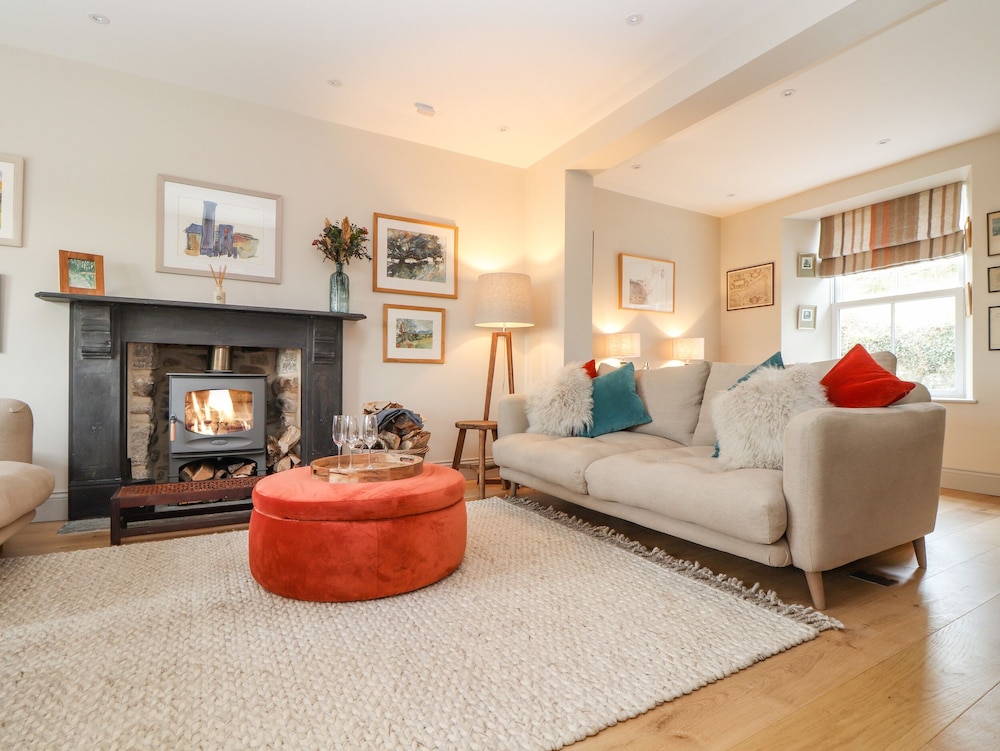 Treveddoe Farmhouse