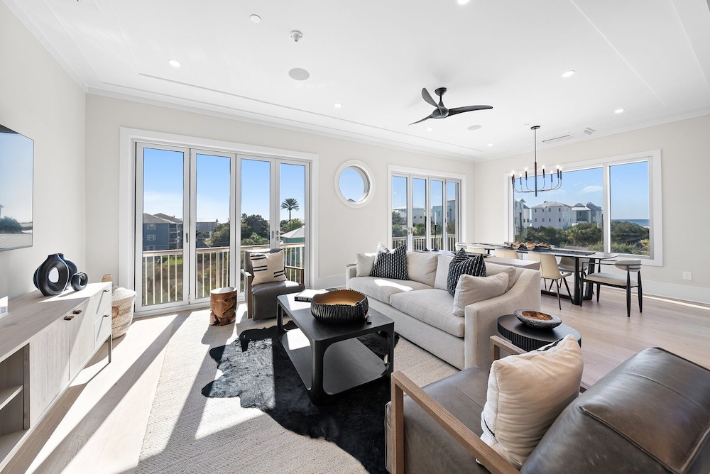 Ocean Breeze 5 Bedroom Home
