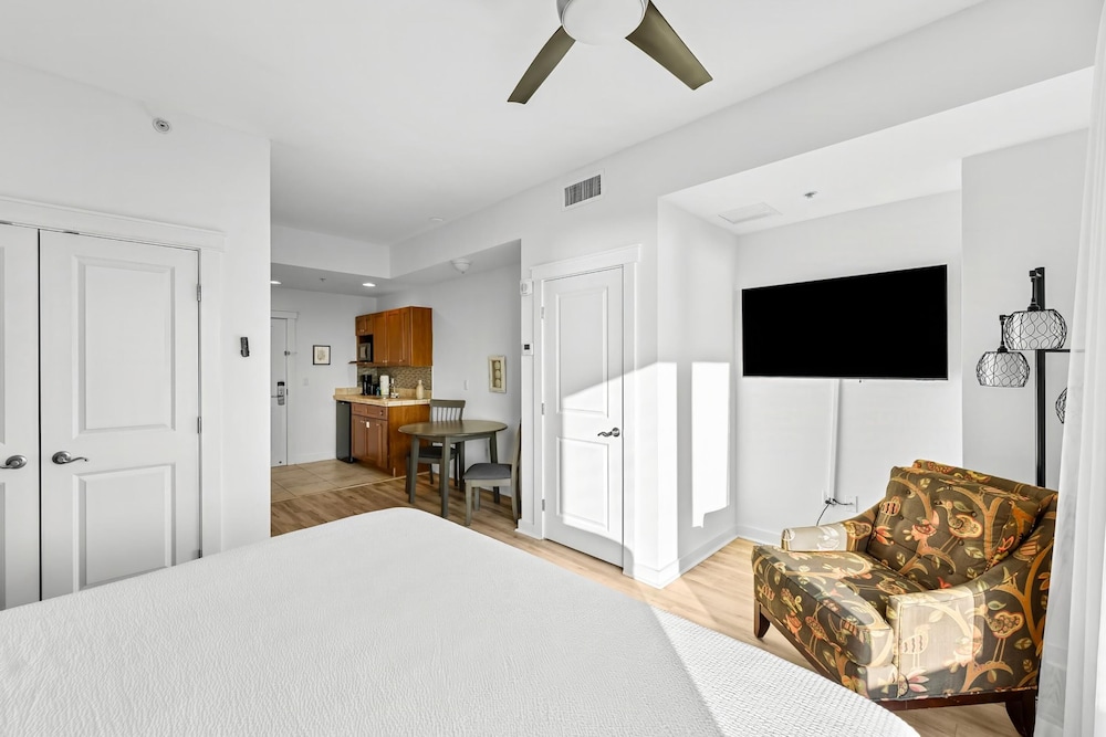Origin at Seahaven by Panhandle Getaways