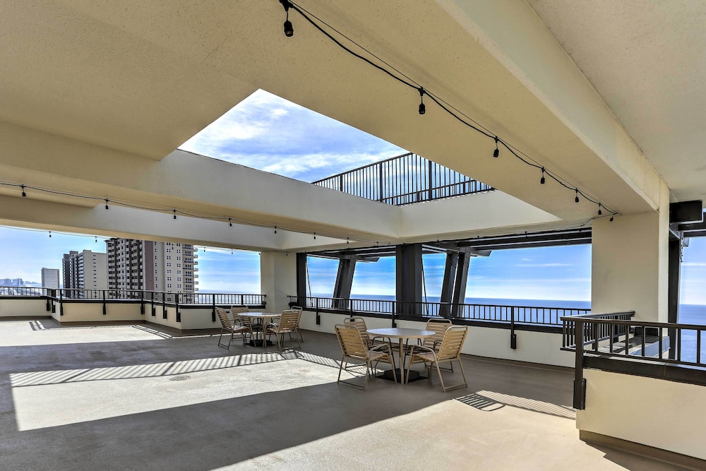 Scenic PCB Condo w/ Stunning Sunsets & Beach View!