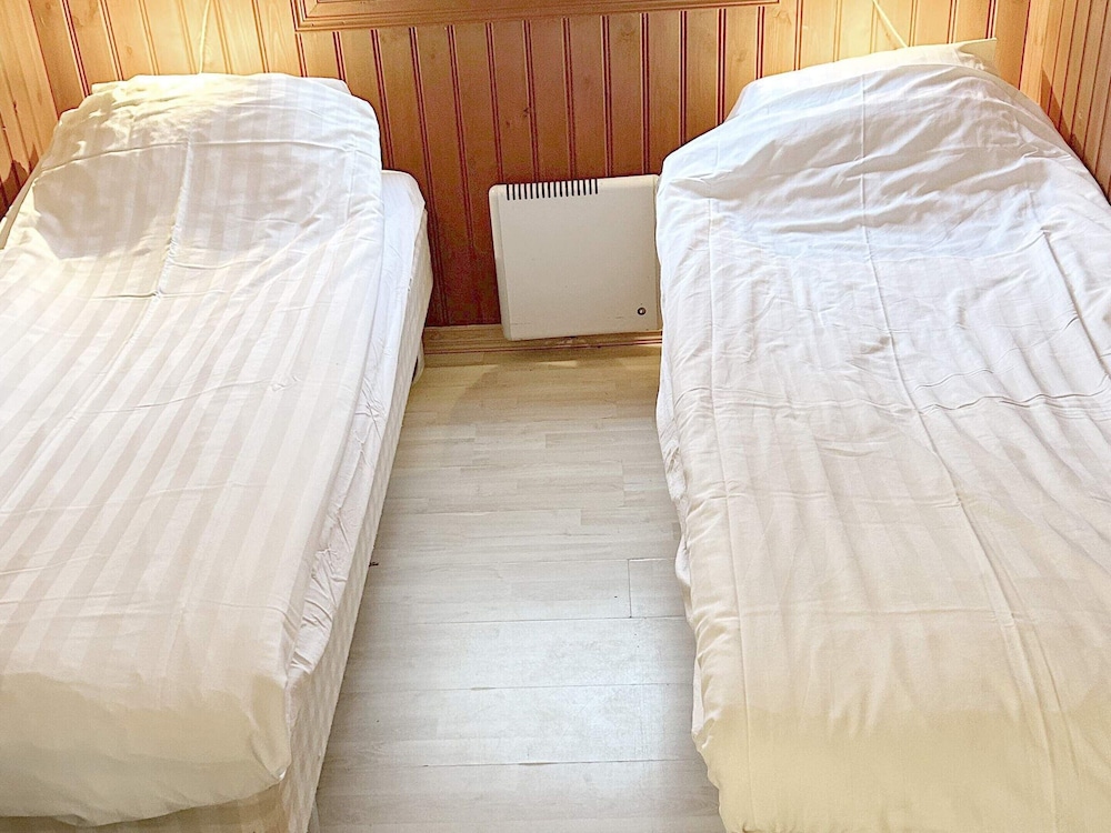 6 Person Holiday Home in Hacksvik-by Traum view 3