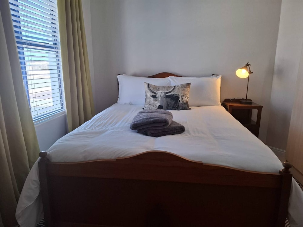 Oosiesrus - Charming Langebaan Villa With Garden View