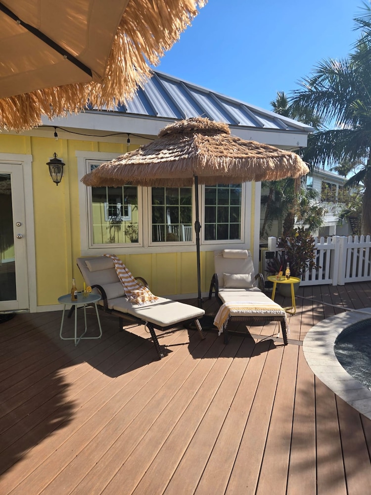 Brand New Coral Reef Suite Located in Paradise Island Estate