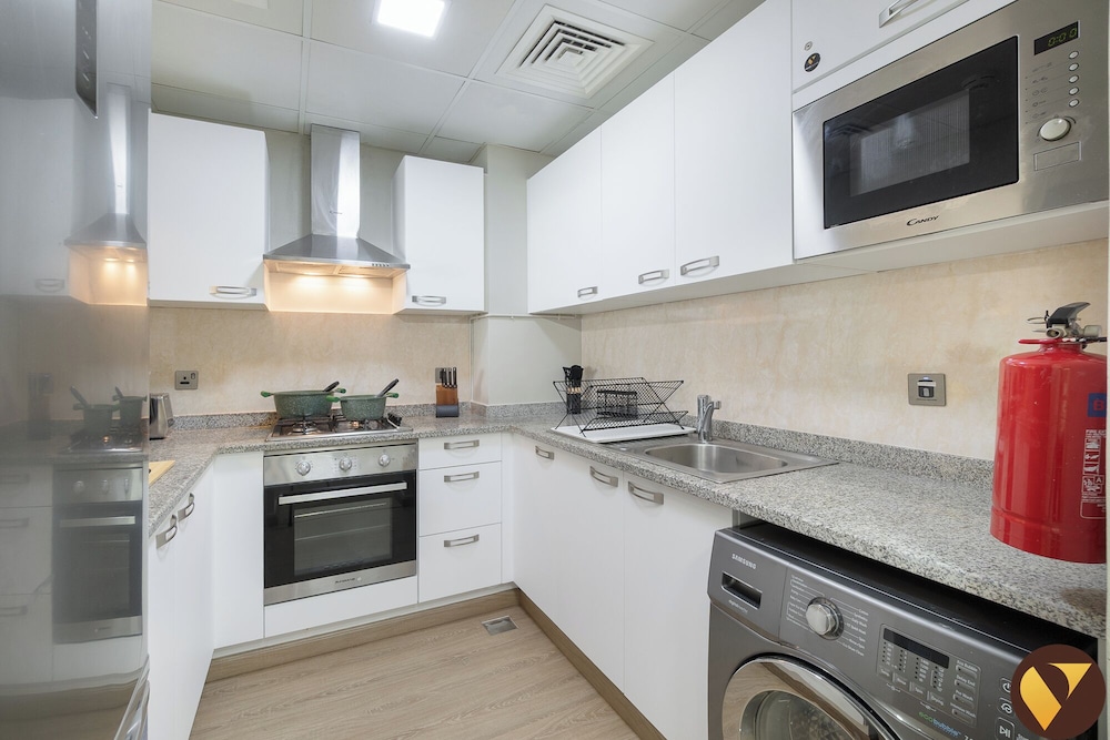 Stylish Peaceful in JVC full Amenities