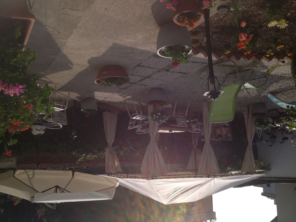 Photo 47