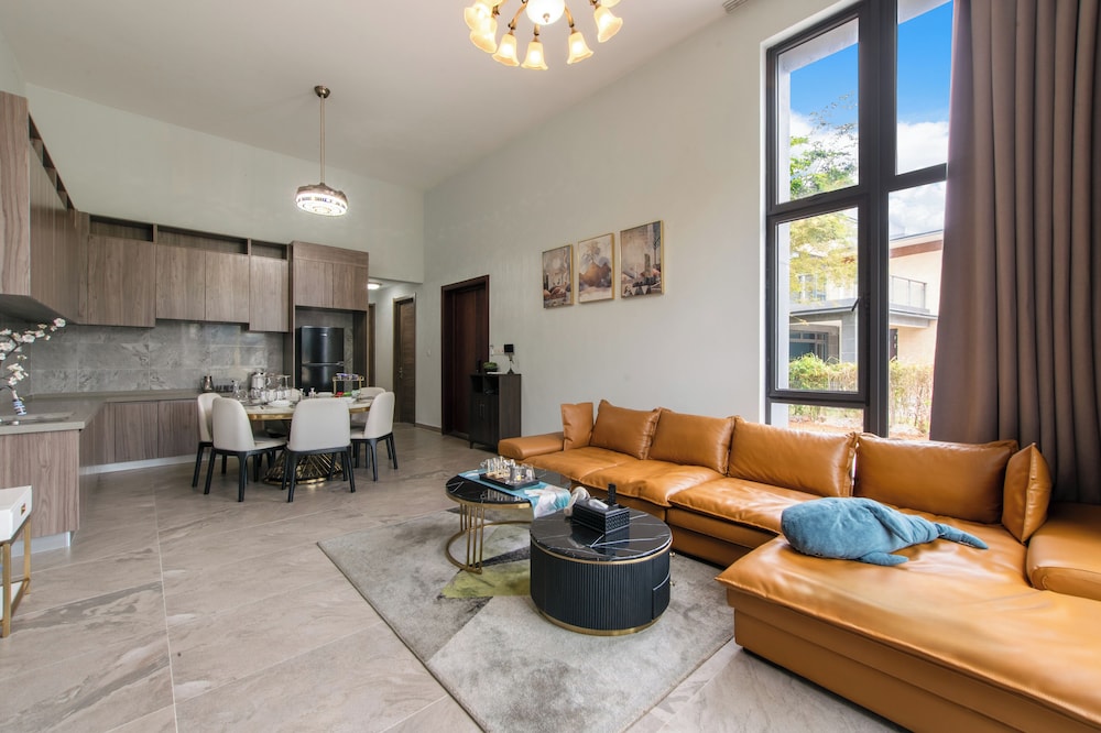 Forest City Golf Villa by A & Home Party