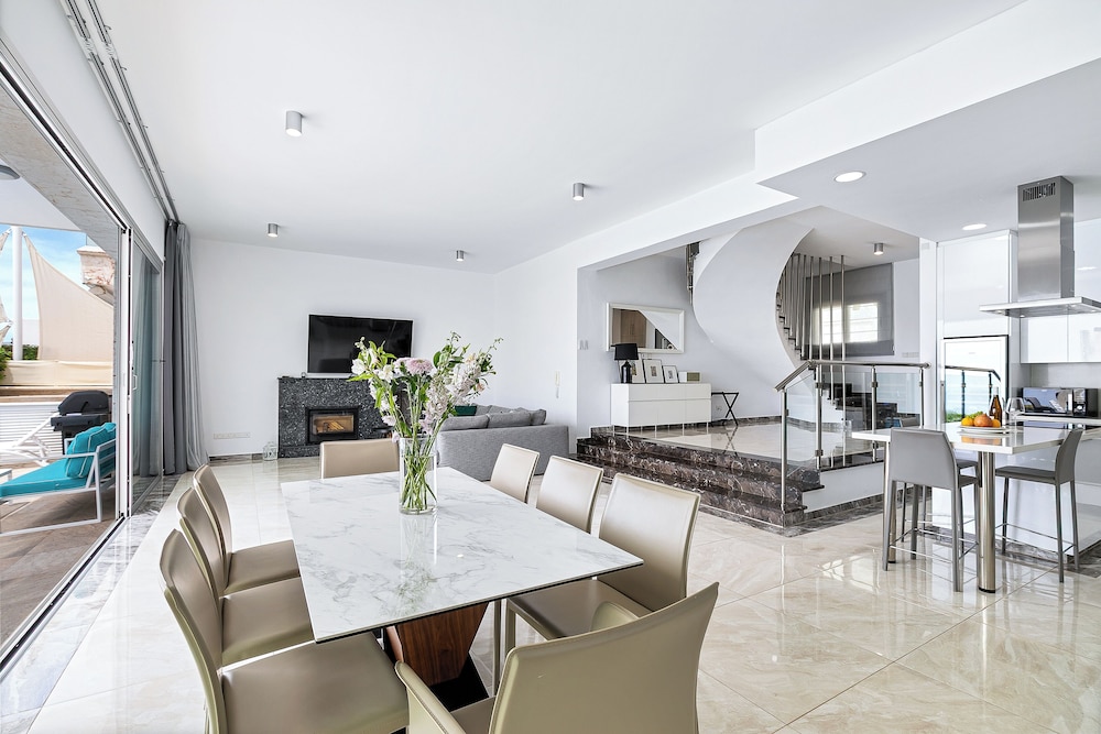 Olymp Luxury Villa C