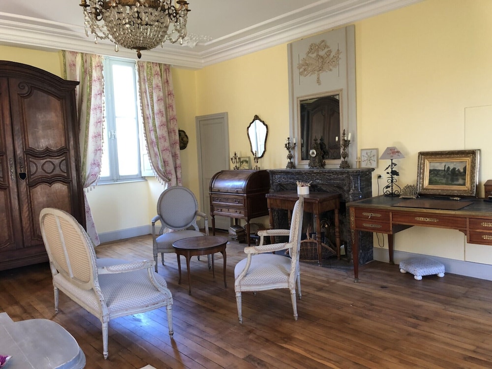 Chateau de la Mothe view 5