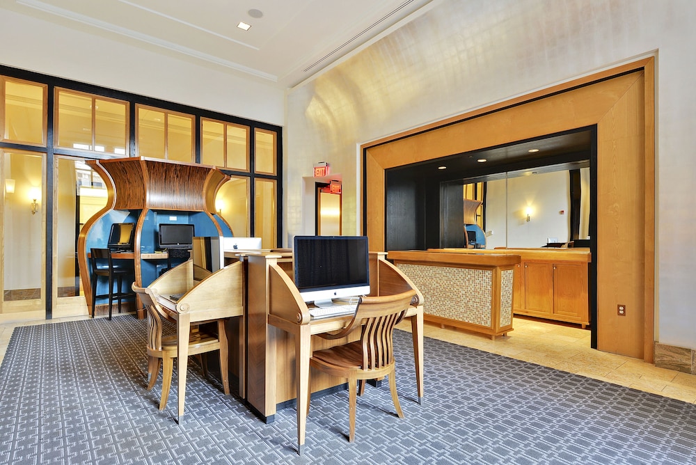 The Gramercy at Metropolitan Park