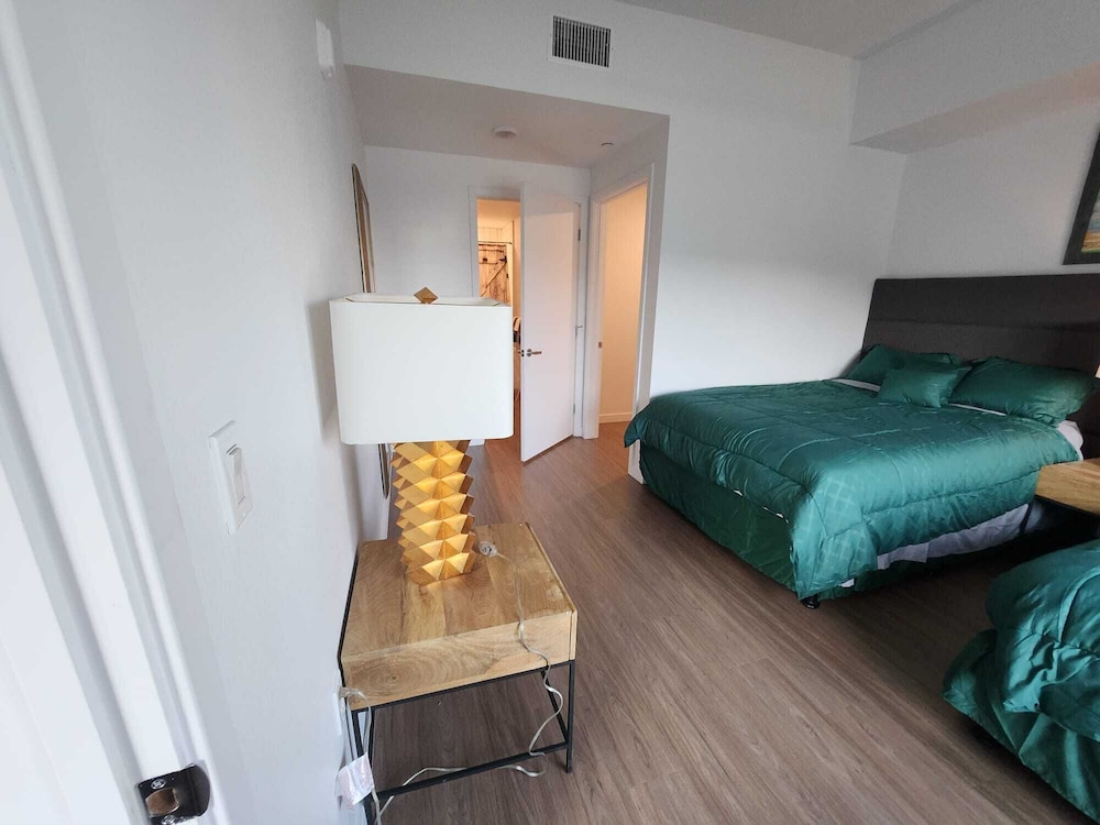 Premier Apts in Vibrant Downtown LA
