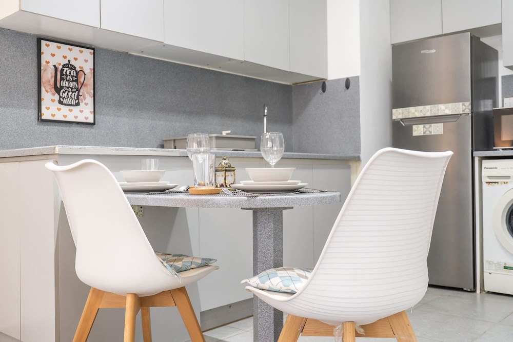 Stylish Studio Apartment in Tecom s Prime Location