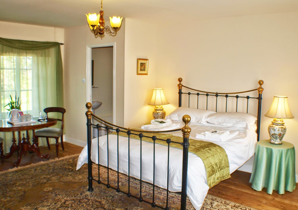 Normandy Getaways at Mis Harand