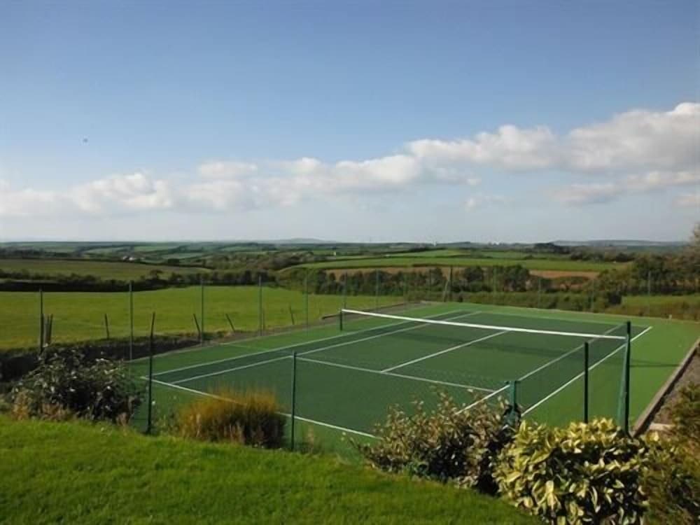 Tregaddra Farmhouse B&B