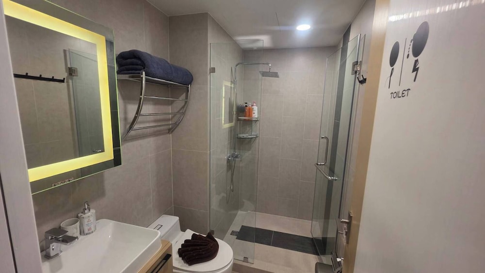 Room-a304 - 1 Bedroom Condo With Sea Vie