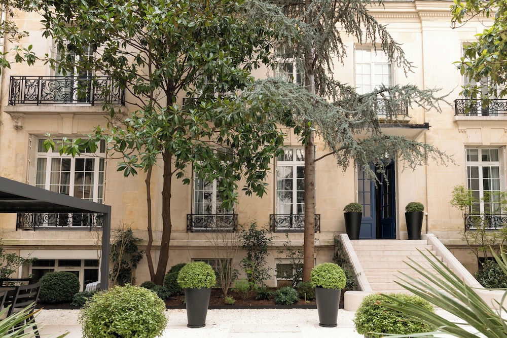 HIGHSTAY - Luxury Serviced Villa - Poincaré