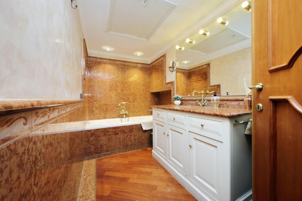 4bnb - Luxury Trevi Apartment w Terrace