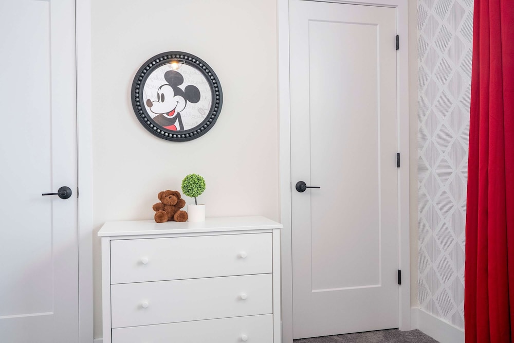 Family Friendly w Pool Near Disney at Serenity 1420