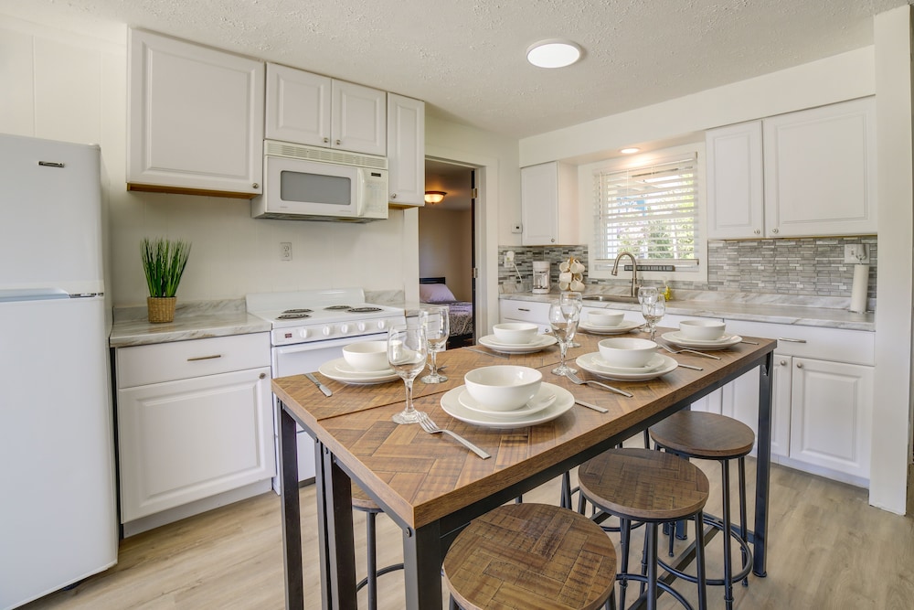 Lake City Vacations - Breezy Lake City Getaway - Walk to Englewood Beach - Property Image 21