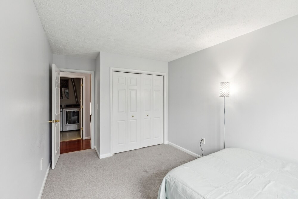 Cozy Coastal Retreat In The Heart Of Annapolis 3 Bedroom Townhouse