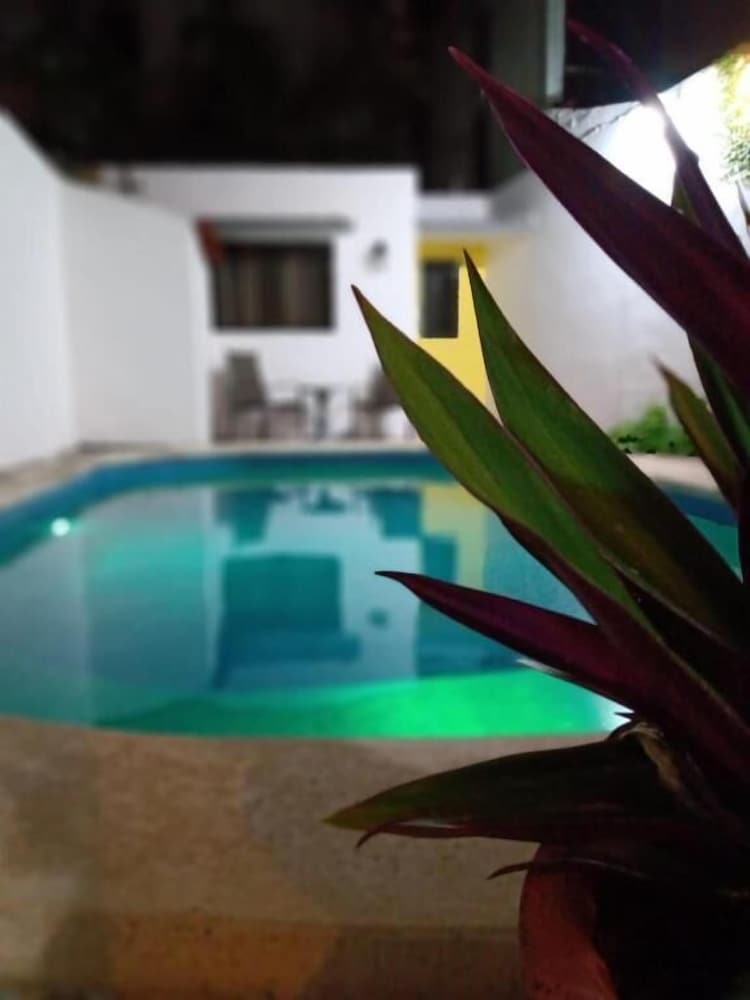 Las Palmas Hostal - Hostel