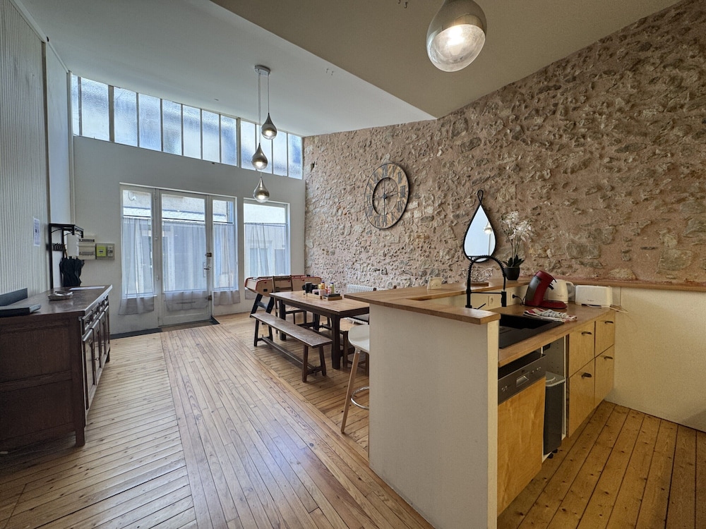 Loft in Le Mans Near Historic Old Town