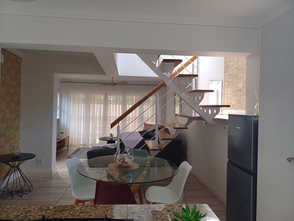 Cosy 2 Bedroom Apartment in a Prominent Area of East London Nahoon