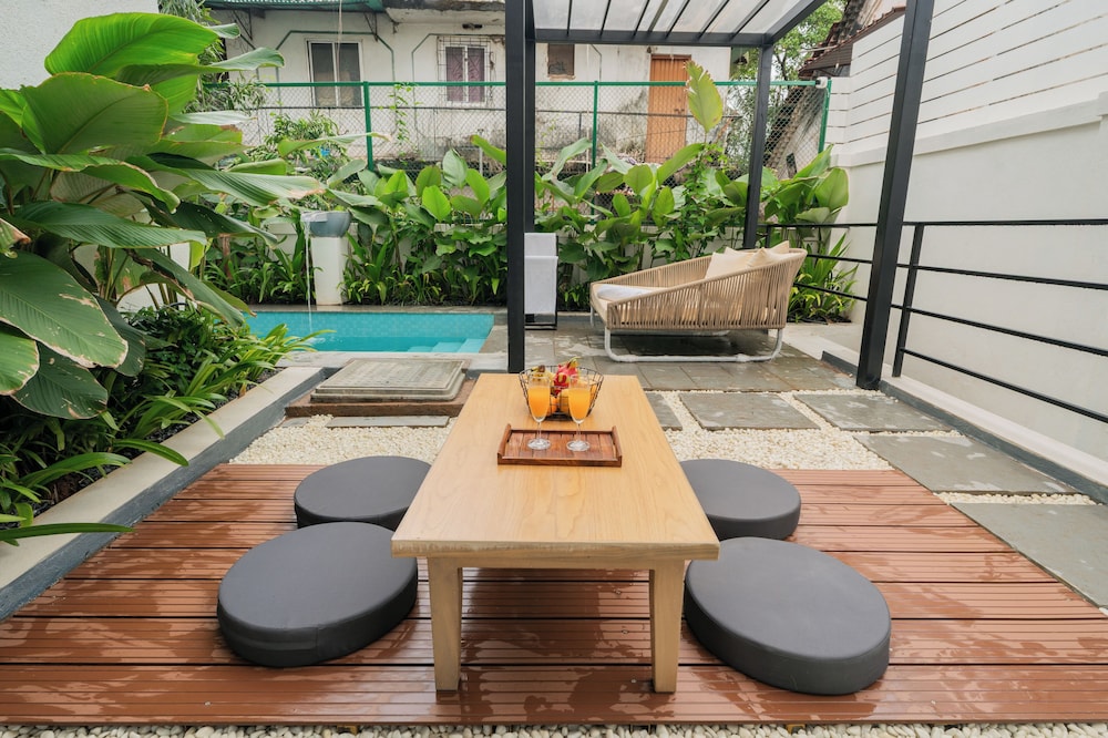 ELIVAAS Ekam | Luxe 4 BHK Villa With Pvt Pool & Patio