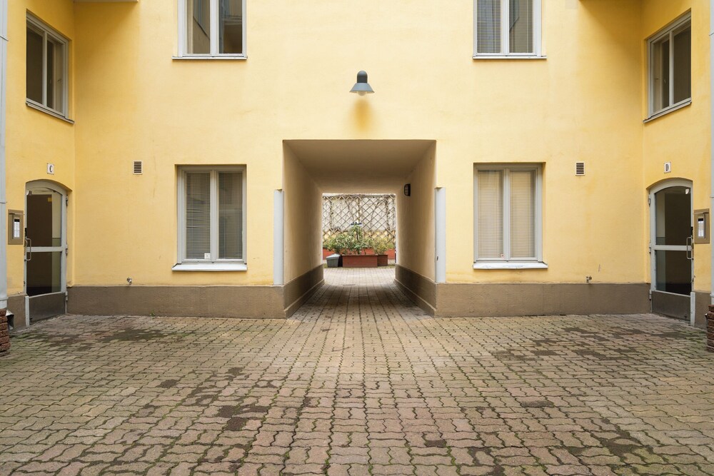 Renovated Top Floor Studio in Kallio