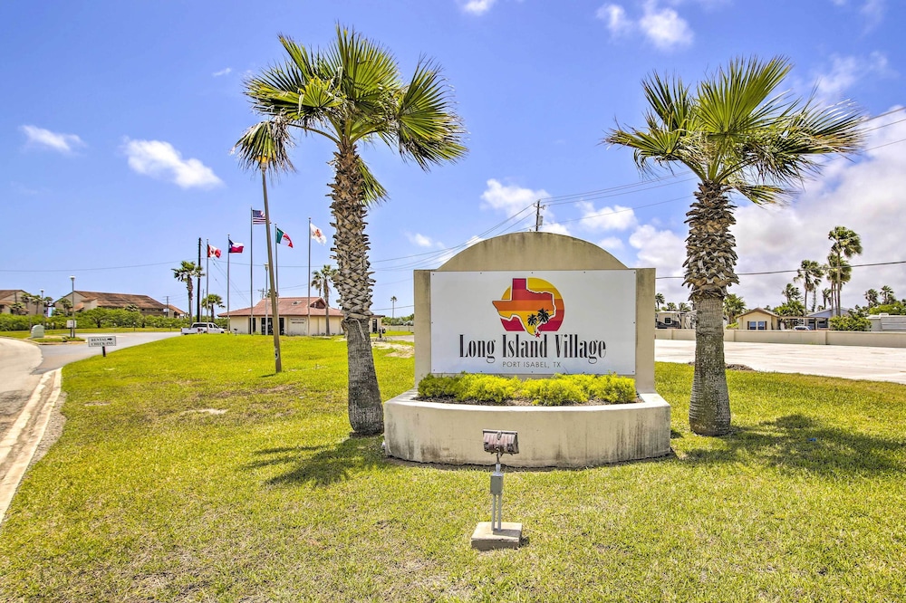 4 Mi to Beach: Home w/ Pool & Golf in Port Isabel!