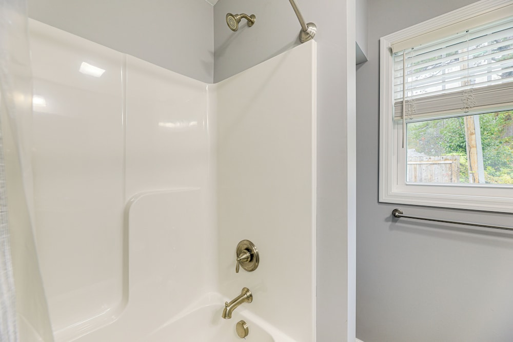 3 Mi to Dtwn: Home w/ Patio & Grill in New Bern