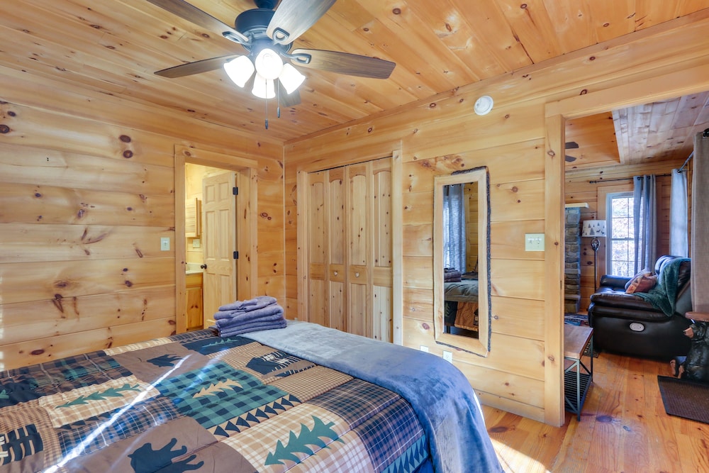 Wardensville Cabin w/ Hot Tub, Creek & Fire Pit! view 4